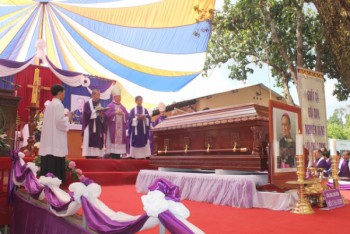 Lễ giỗ mãn tang Đức Cha Giuse NGUYỄN TÍCH ĐỨC