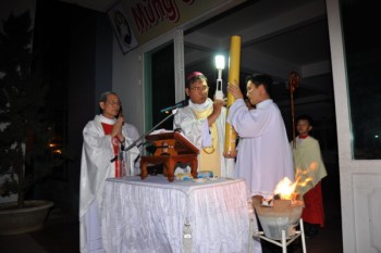 Thánh lễ Vọng Phục Sinh 2016 tại nhà thờ Chính tòa