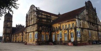 Xây và phá nhà thờ