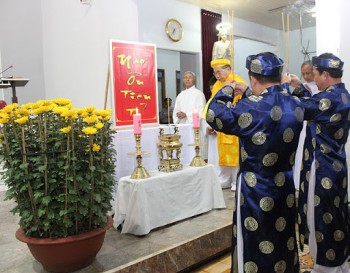 Thờ kính tổ tiên