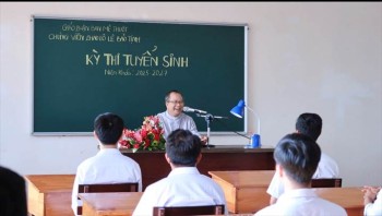 Kỳ thi tuyển sinh Ứng sinh CV Phaolô Lê Bảo Tịnh