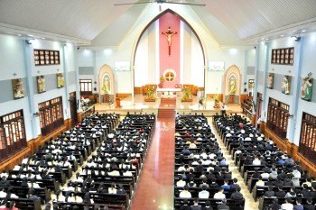 Gx. Vinh Quang: Khai giảng năm học Giáo lý