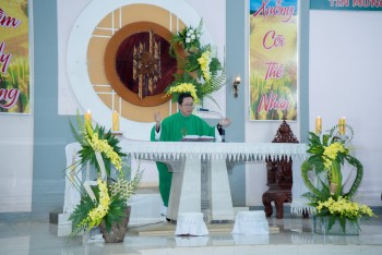 Gx. Phúc Lộc: Giới trẻ mừng Bổn mạng