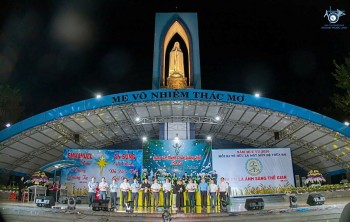 Đêm Hoan Ca Giáng Sinh tại TTHH Thác Mơ