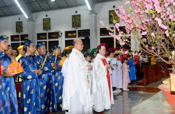 GIÁO XỨ XỮNG LẠC: THÁNH LỄ MÙNG 2 TẾT BÍNH NGỌ