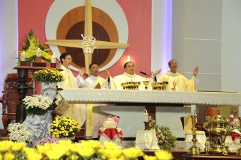 Gx. Vinh Quang: Thánh lễ mừng xuân Bính Ngọ