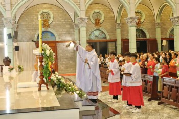 Giáo xứ Kiến Hòa: Đại lễ Vọng Phục Sinh