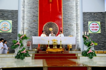 Gx Dũng Lạc: Lễ kính Thánh Antôn Padovva