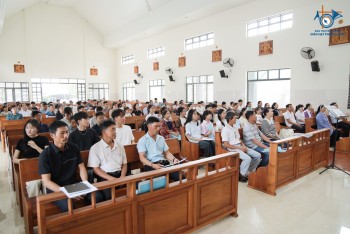 Khóa bồi dưỡng Thánh nhạc tại TTHH Thác Mơ