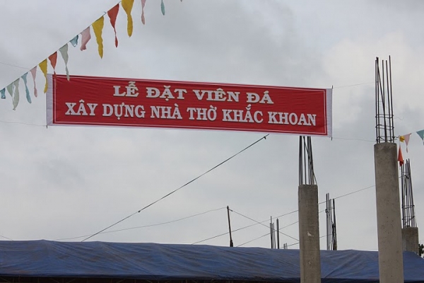 Thánh lễ đặt đá xây dựng Nhà thờ Khắc Khoan