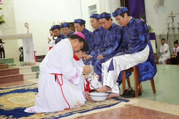 Cử hành thánh lễ Tiệc Ly -2014