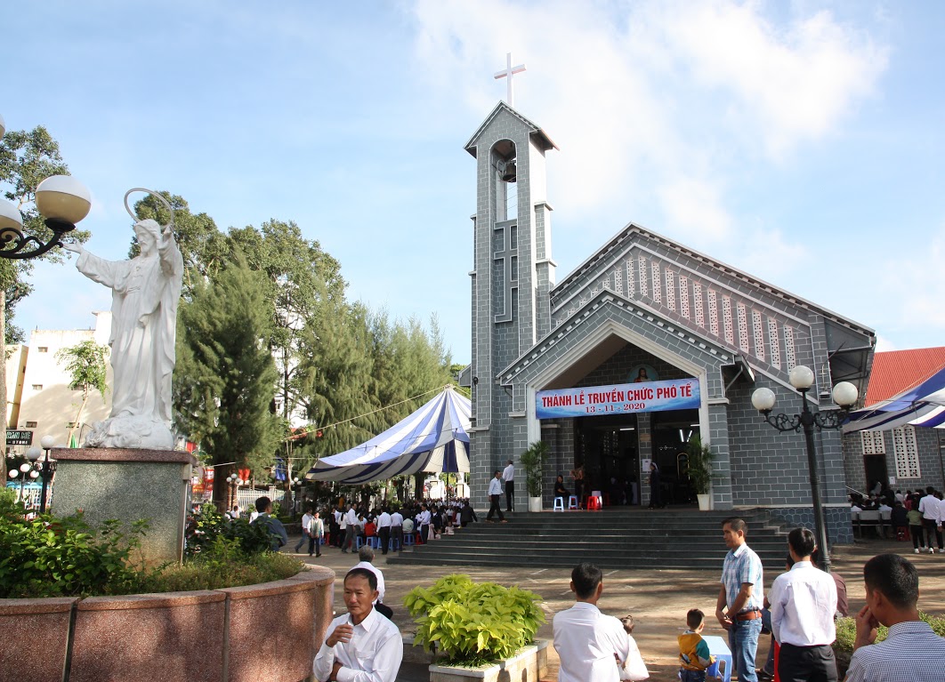 Thánh lễ Truyền chức Phó tế ngày 13.11.2020