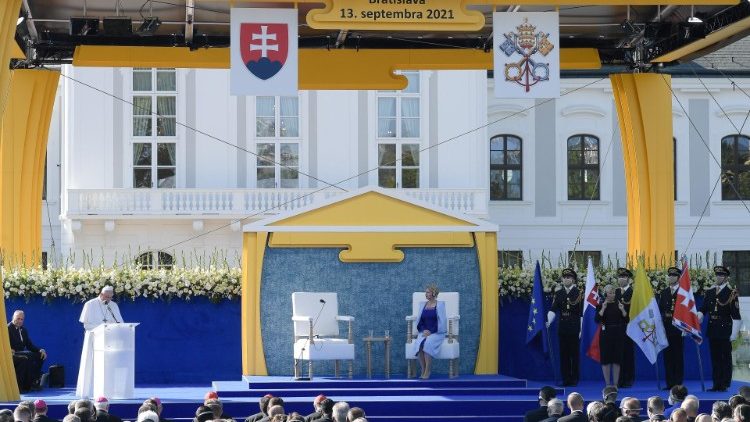 Diễn văn của ĐTC trước chính quyền,... Slovakia