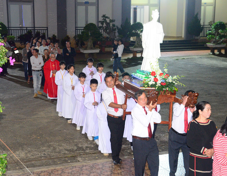 Giáo xứ Dũng Lạc kính Thánh Anrê Dũng Lạc