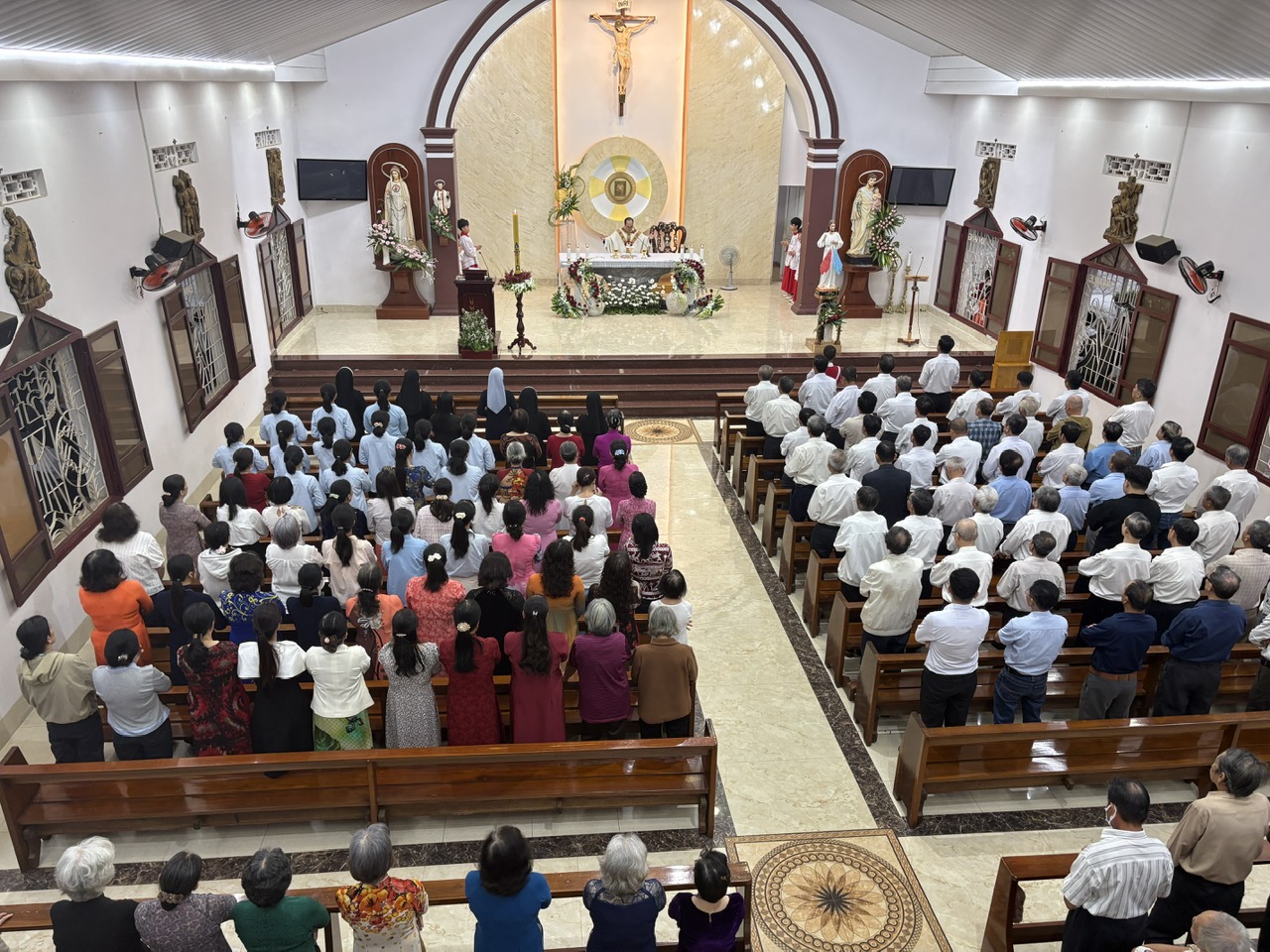 z7692735888970 63a22a7272d0dee4d8a9ddad49901a09